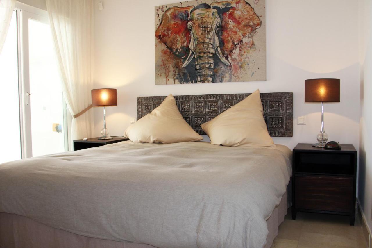 D12 Espectacular Y Moderno Apartamento En Primera Linea - Estepona - Sinfonia Del Mar Kültér fotó